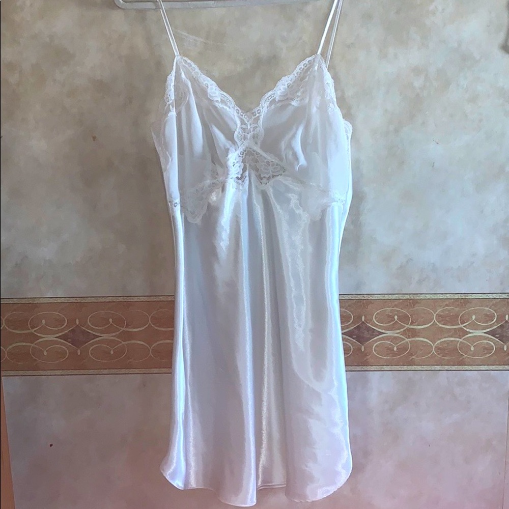 White victoria secret nightgown